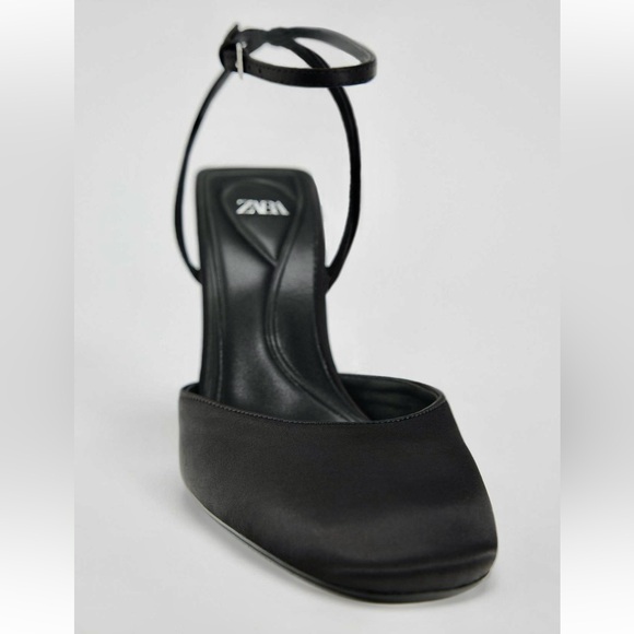 Zara NWT black satin fabric round toe ankle strap side buckle closed toe heels - Picture 5 of 8
